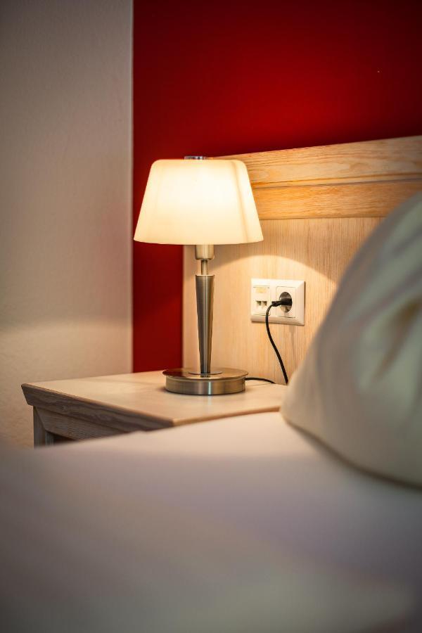 Hotel Parks Velden am Wörthersee Buitenkant foto